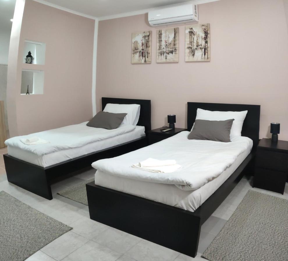 Airport Apartment Air Surčin Εξωτερικό φωτογραφία